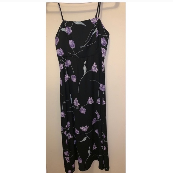 Urban Outfitters midi floral dress - Picture 2 of 2